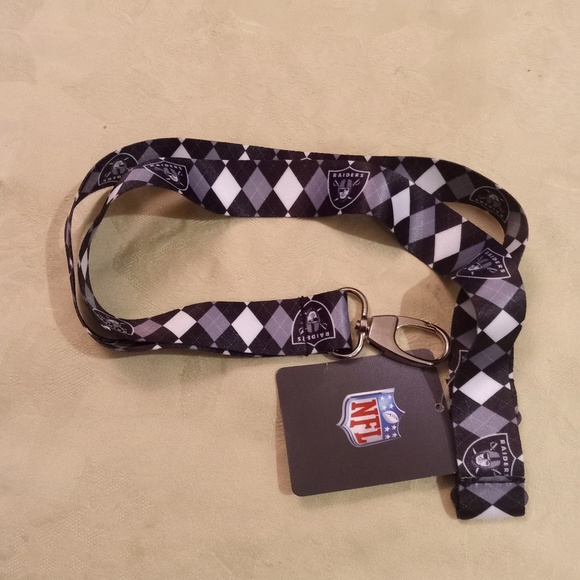 NFL Other - Las Vegas Raiders Lanyard Car Keyring Keychain Badge Holder LV Raider